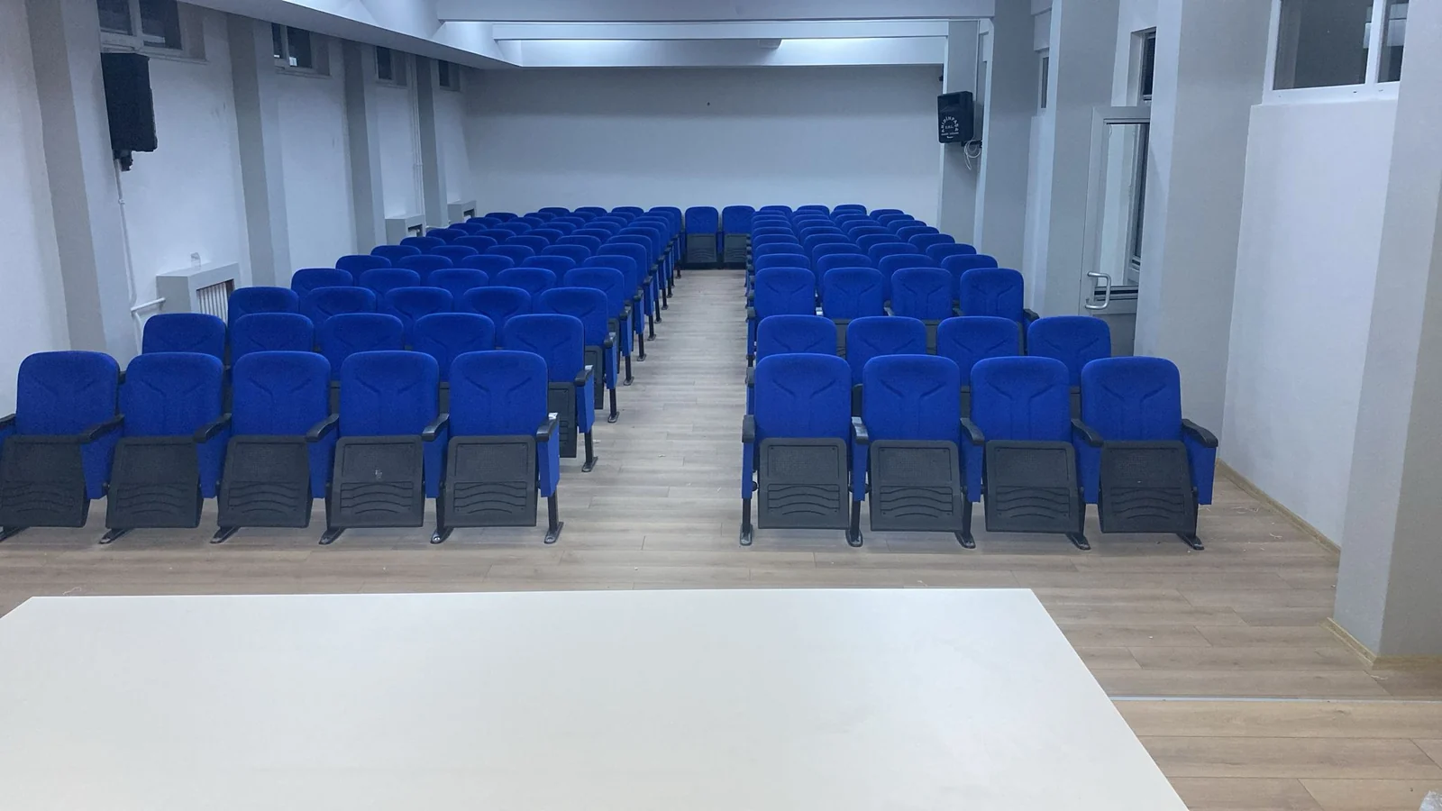 Konferans Salonu-5